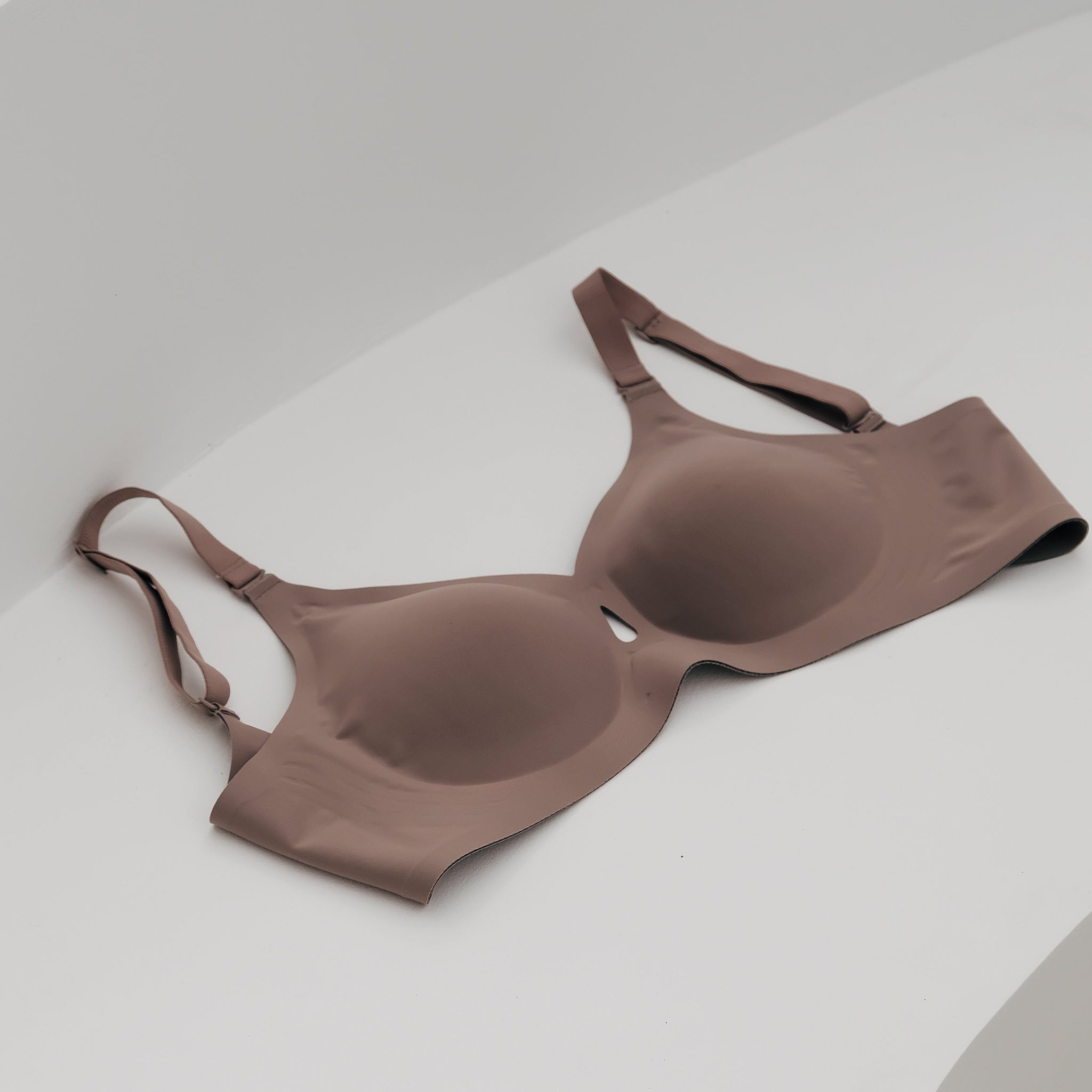 🌸 The Ultimate Guide to Choosing the Perfect Bra & Panty Set (For Comfort and Everyday Confidence)