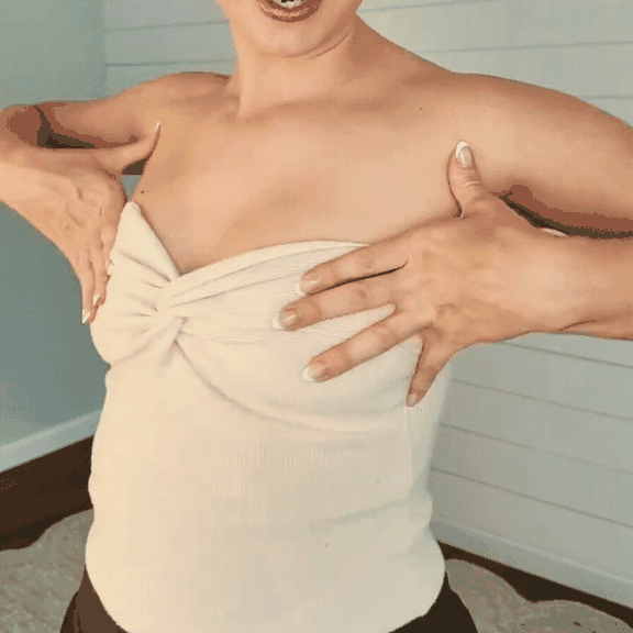 Instant Lift & Natural Cleavage