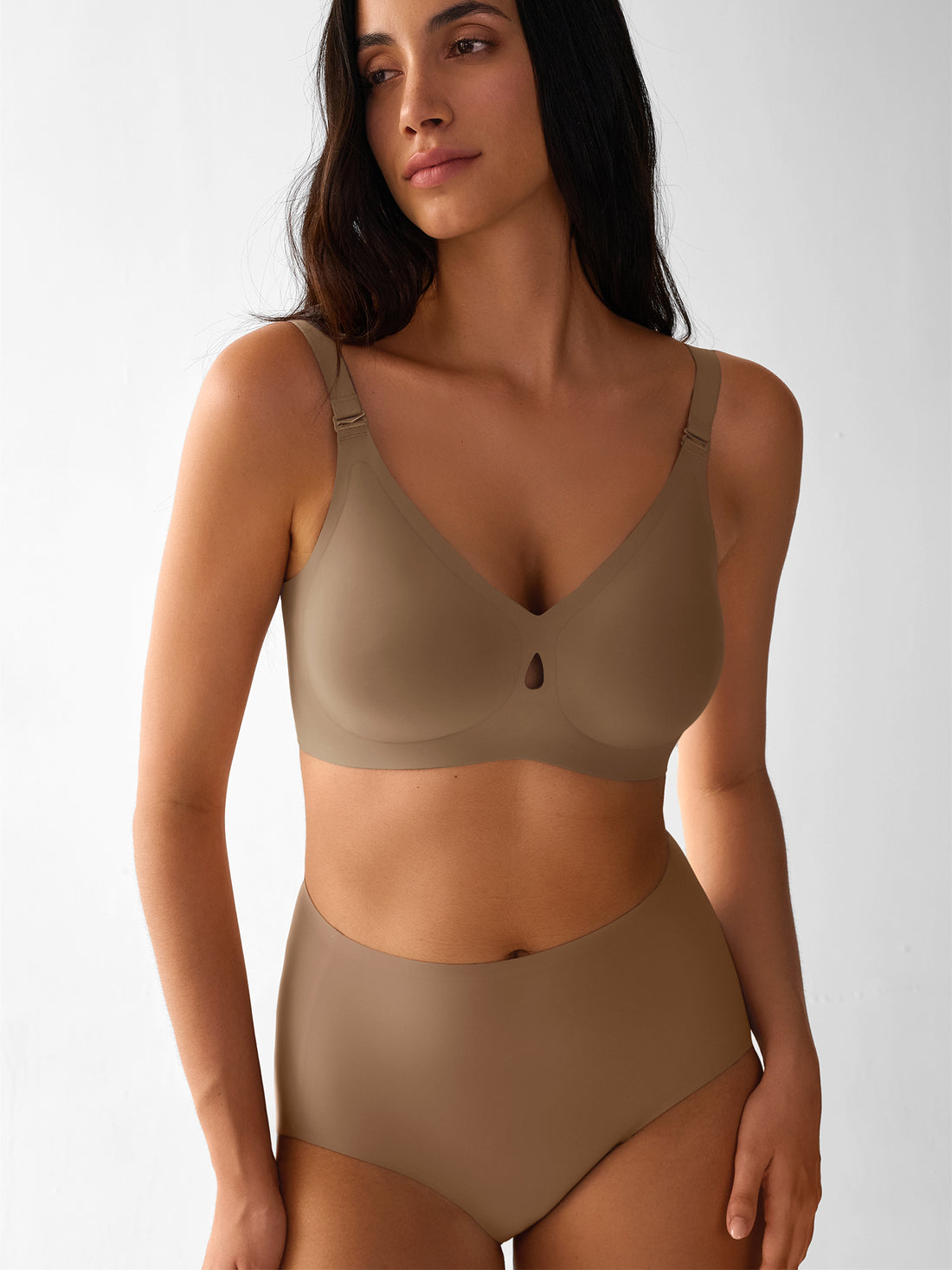 Seamless Push Up Bra – Wireless & Convertible (U, Halter, Cross)