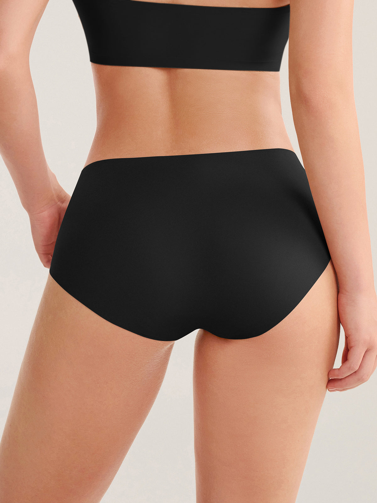 InvisiEdge Seamless Briefs