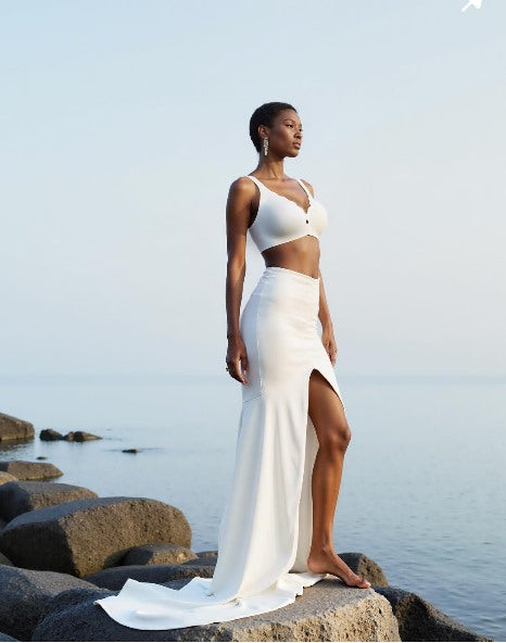 LUCKMEEY white bra beach styling